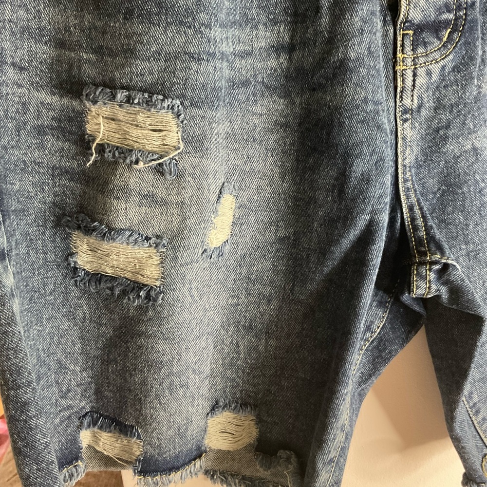 Boohoo Man Relaxed Fit Rigid Multi Rip Denim Shorts - Picture 5 of 15